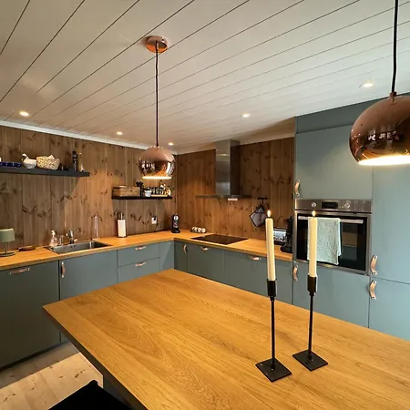 Дом отдыха New And Cozy Family On