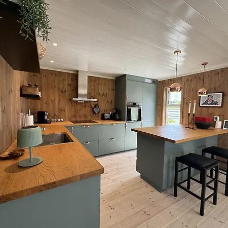 New And Cozy Family On